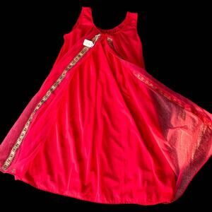 NWT Old Stock Jeunique Red Ladies 1960’s Short Fly Away Nightgown  Size Small